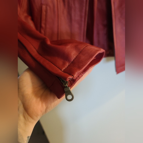 🦄 Wilson's Leather Jacket - Picture 7 of 7